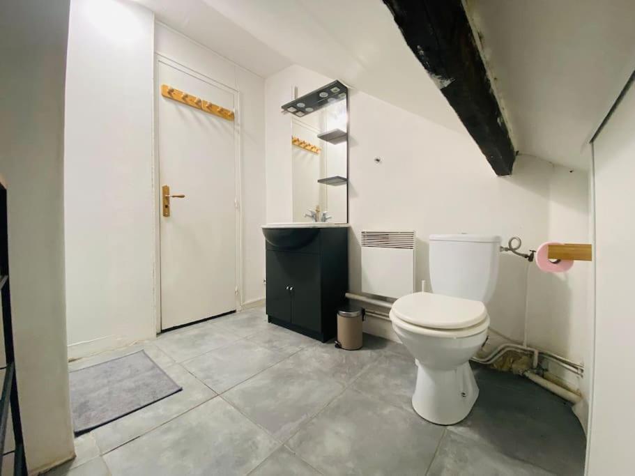 Maison Entiere: Les Celestins Rouen Exterior photo